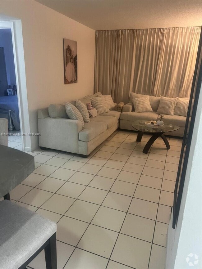 Building Photo - 580 NW 114th Ave Unit 103 Rental