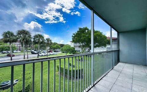 Photo - 150 SW 134th Way Unit 203R