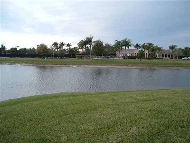 Building Photo - 3482 Briar Bay Blvd Unit 204