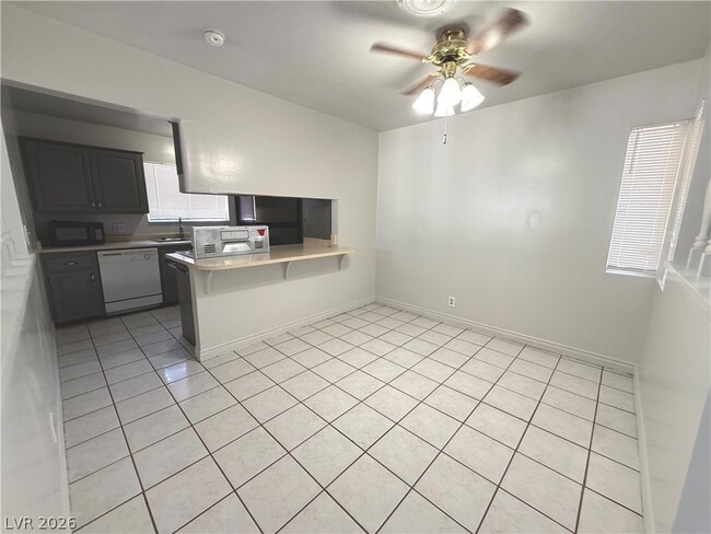 Photo - 5908 Carmen Blvd