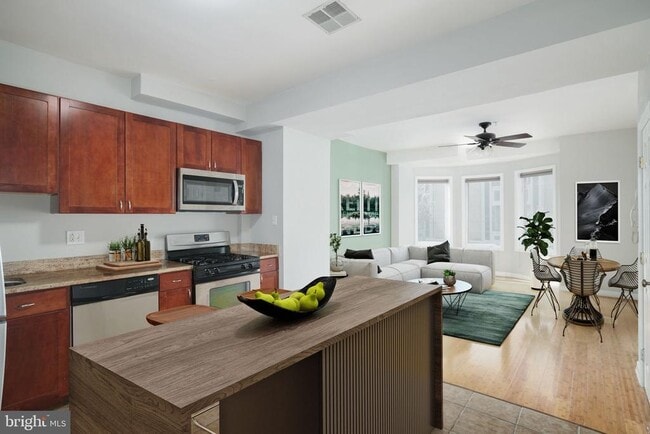 800 N 2nd St Unit 5