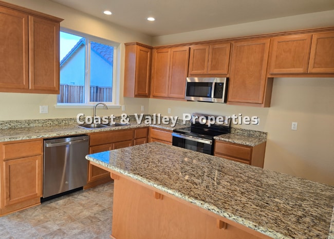 Photo - King City Home for RENT!!!