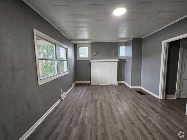 Building Photo - 1 bedroom 1 bath apartment for rent