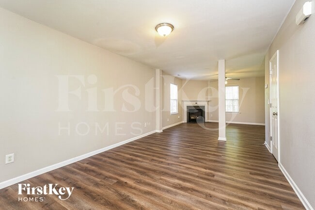 Photo - 165 Salem Trail Ct