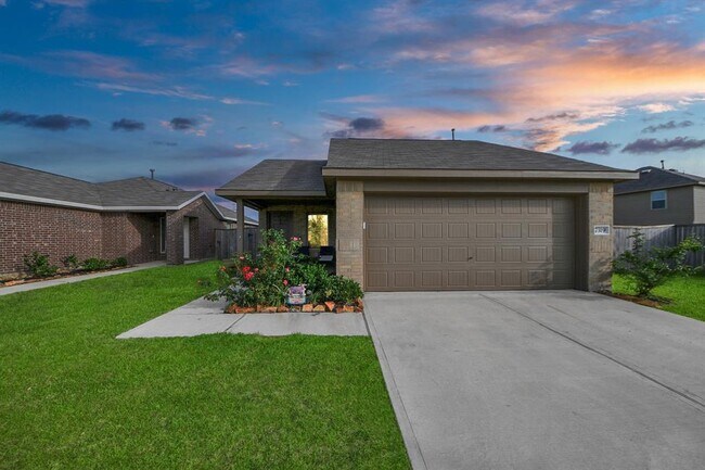 Building Photo - 7319 Clover Chase Dr Rental