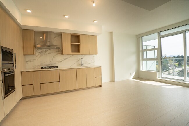 2508-13778 100 Avenue