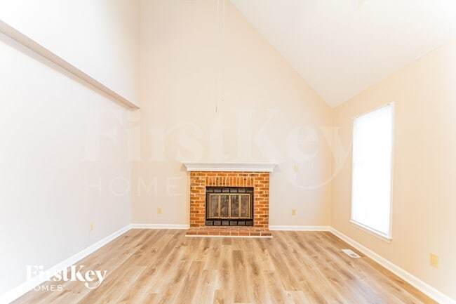 Photo - 1311 Logan St