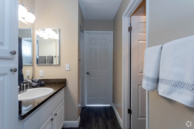 2HAB, 1BA Baño