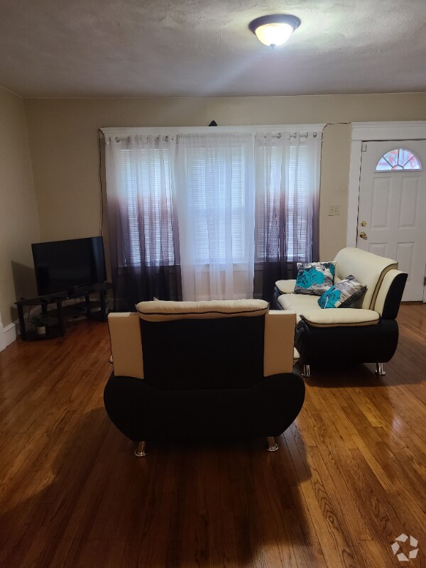 Apartments for Rent in Chicopee, MA 179 Rentals