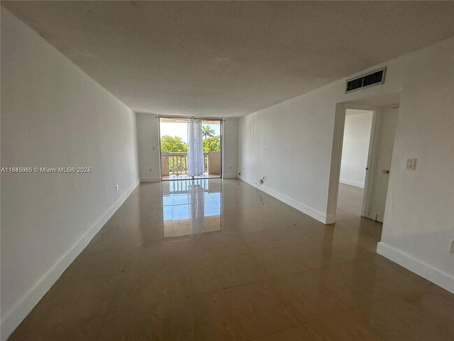 Building Photo - 1800 Sans Souci Blvd Unit 431 Rental