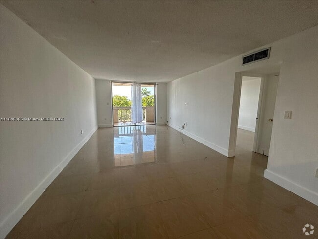 Building Photo - 1800 Sans Souci Blvd Unit 431 Rental
