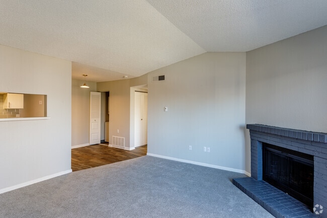 1BR, 1BA - Blue Spruce