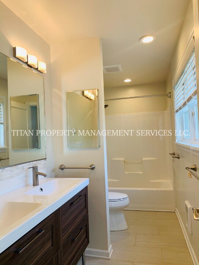 Photo - Beautiful 3BR/2BA Home in NE Portland | 1,600 Sq Ft | Private Fenced Yard | W/D Included Unit A (main house)