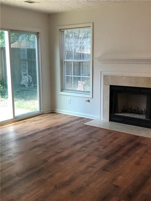 Photo - 1019 Daventry Crossing