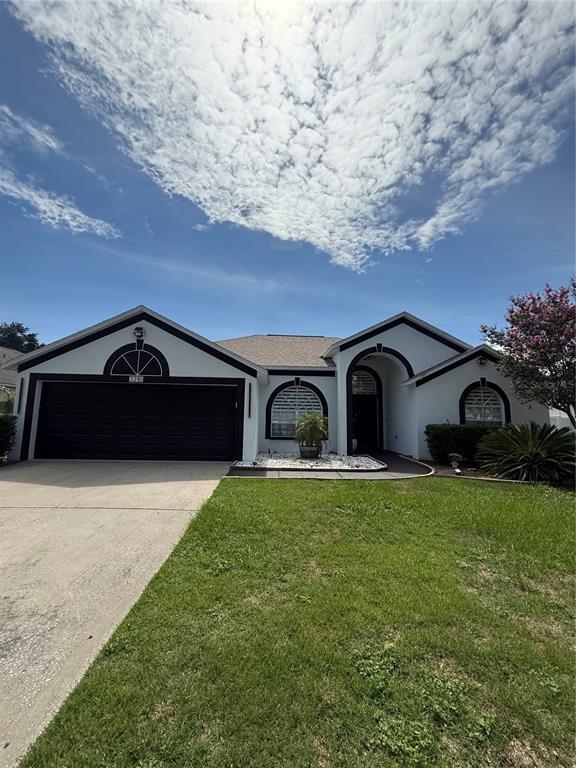 Building Photo - 2210 Towering Oaks Cir