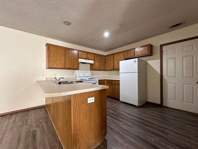 Photo - 1060 Farley Cir