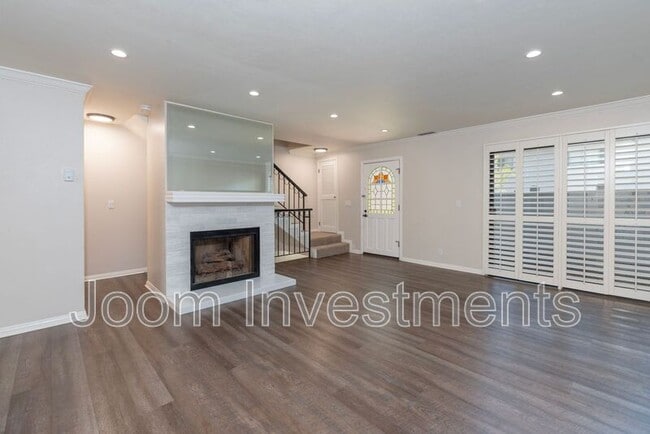 Photo - 444 S Los Robles Ave Unidad APT 2