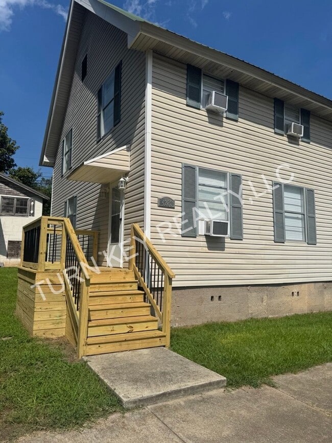 Building Photo - 4223 N Massachusetts Ave
