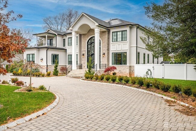 Photo - 3979 Park Ave