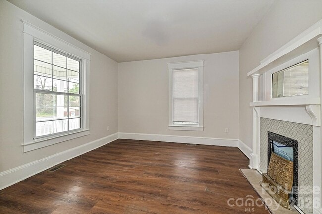 Photo - 1208 S Salisbury Ave