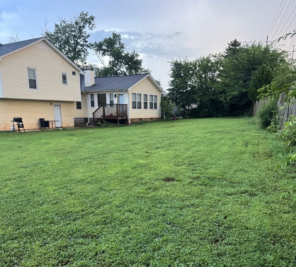 Photo - 113 Lewis Ln