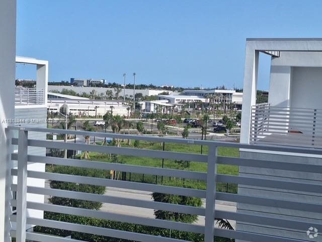 Building Photo - 9131 NW 33rd St Rental
