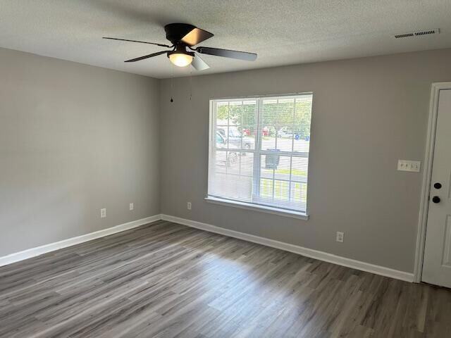 Photo - 3111 Holly Brook Cir