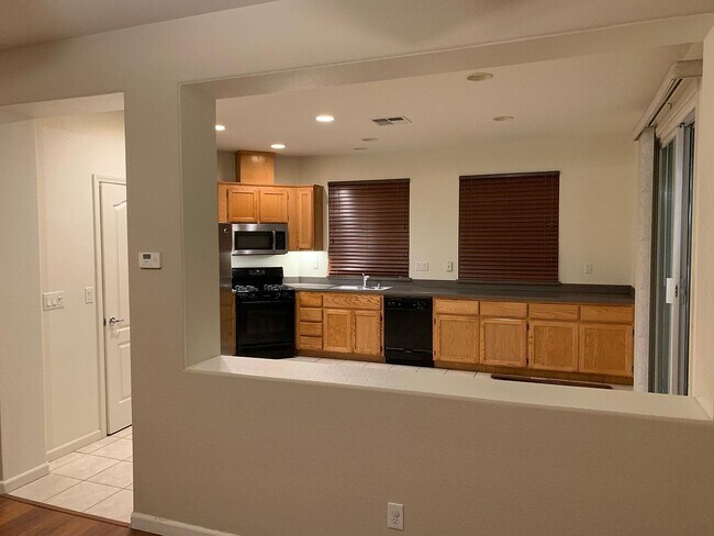 Photo - 2202 Esperanca Ave