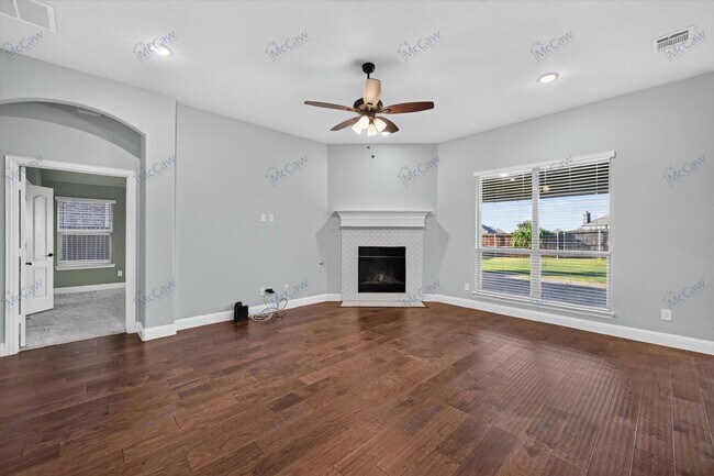 Photo - 1416 Alexander Dr