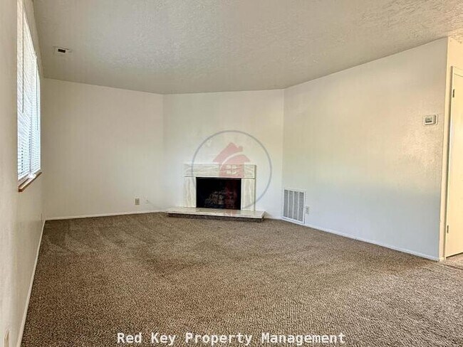 Noble Rd. Duplex