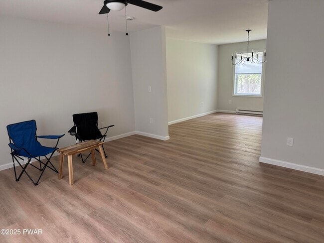 Photo - 125 Cobblestone Dr