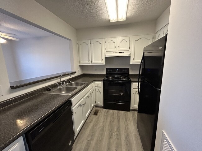 Photo - 3 BD 2 BA APARTMENT BY TTU FOR RENT Unit A