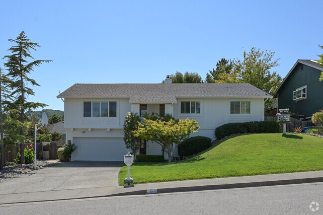 Building Photo - 5 Santa Victoria Ct Rental