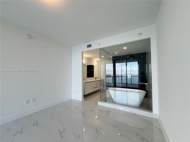 Photo - 700 NE 24th St Unit 3503