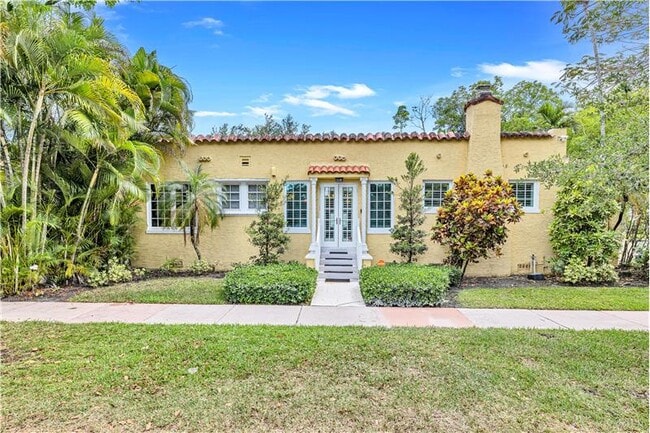 Photo - 1503 Genoa St