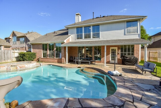 Photo - 5926 Brook Bend Dr