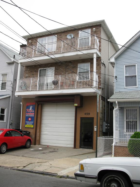 Primary Photo - 459 Fulton St