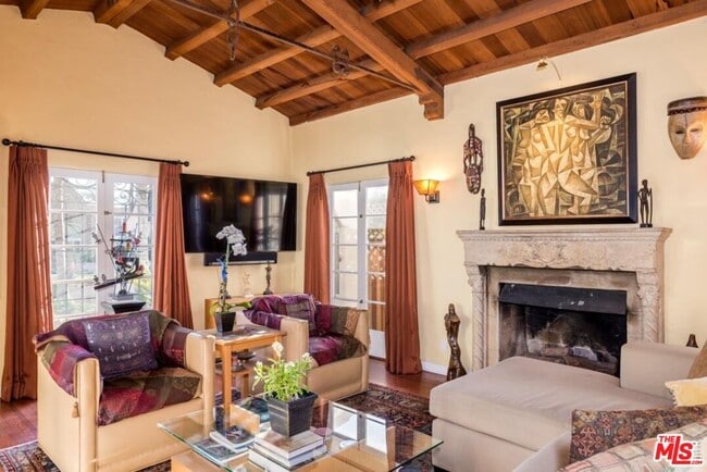 Photo - 6335 Warner Dr