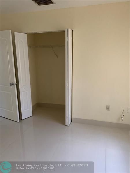 Photo - 1208 N 57th Ave