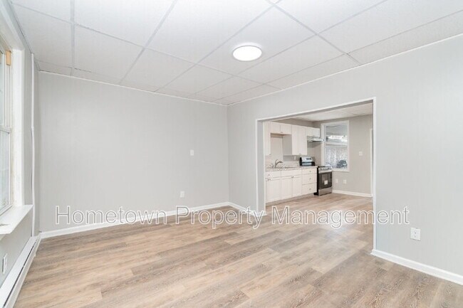 Photo - 608 North St