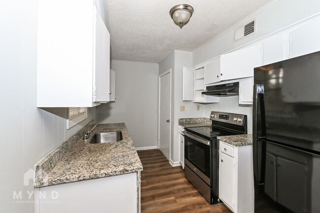 Photo - 2593 Courtney Dr