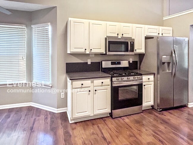 Photo - 1535 Heatherton Rd