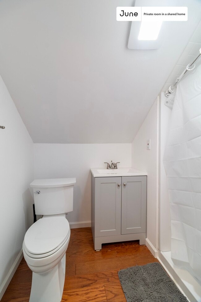Photo - Room in Shared 4 bed/4 bath home Unit C