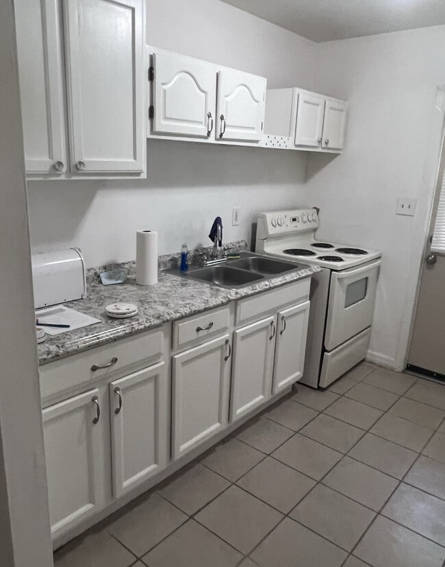5120 E Seneca Ave Unit A