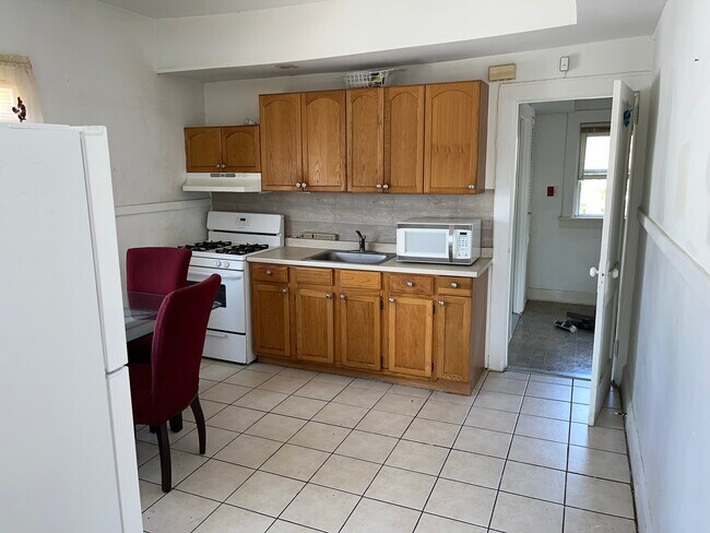 Photo - 77 Durand Pl Apartamentos Unidad 3