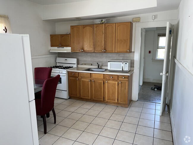 Building Photo - 77 Durand Pl Unit 3 Rental