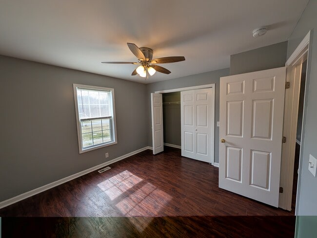 Photo - 109 Dickerson Ct