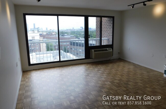 1106 Massachusetts Ave Unit 9R