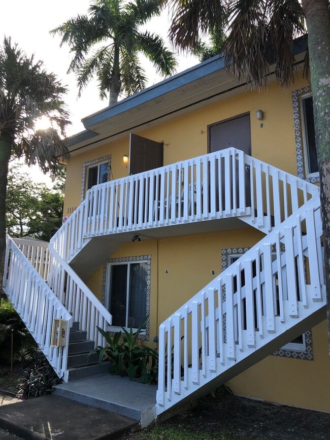 Photo - 1114 W Las Olas Blvd Unidad C