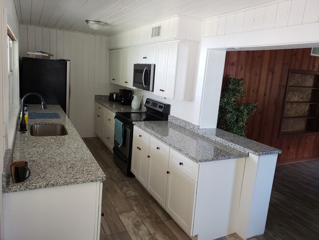 Photo - 712 N Warfield Ave